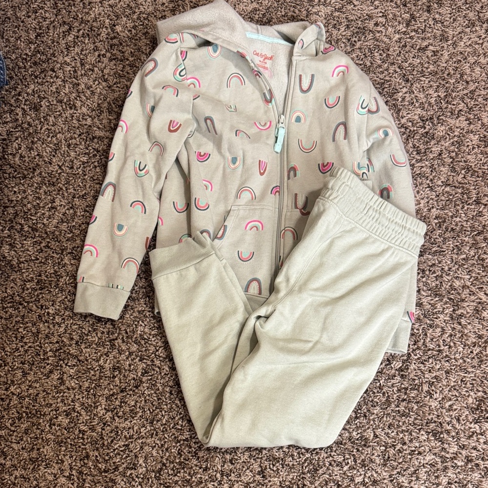 Cat & Jack green Kids Set with Rainbow Design